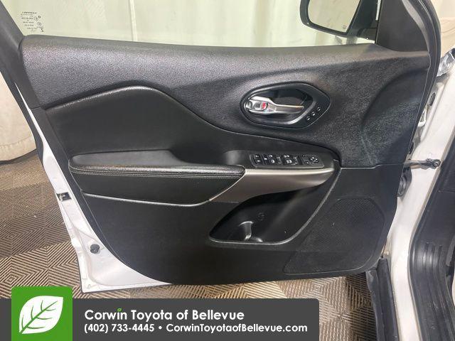 used 2019 Jeep Cherokee car, priced at $19,300