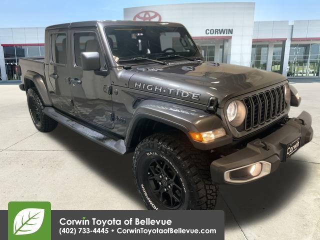 used 2025 Jeep Gladiator car, priced at $39,500