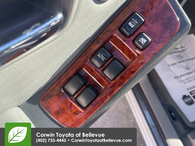 used 2007 Toyota Highlander car, priced at $12,400