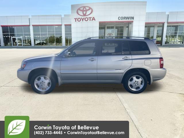 used 2007 Toyota Highlander car, priced at $12,400