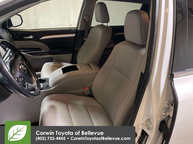 used 2019 Toyota Highlander car, priced at $24,700