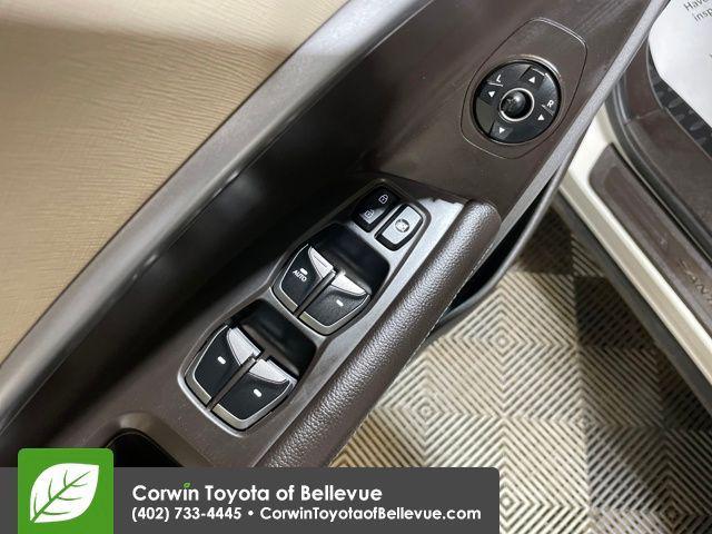 used 2014 Hyundai Santa Fe car, priced at $9,501