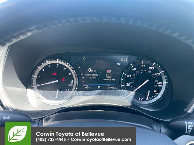 used 2021 Toyota Highlander car, priced at $30,500