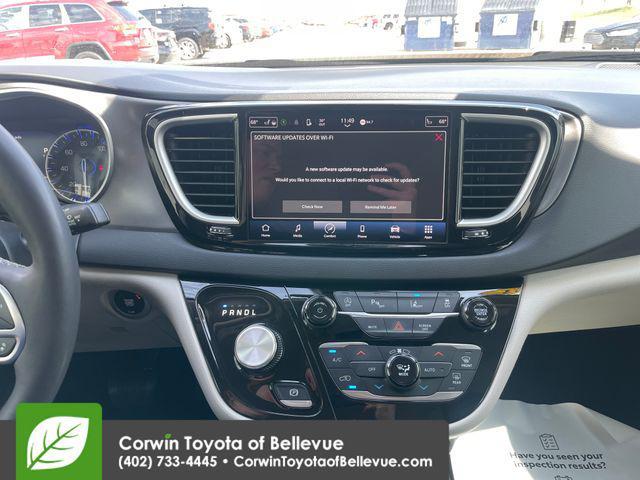 used 2023 Chrysler Pacifica car, priced at $21,500