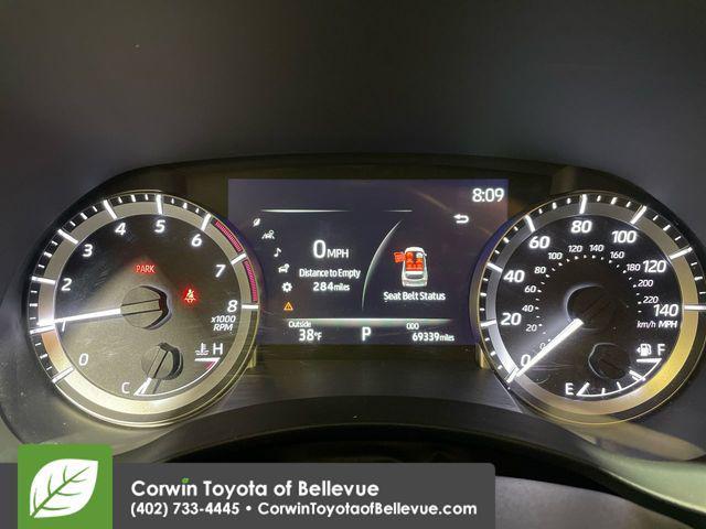 used 2023 Toyota Highlander car, priced at $31,500