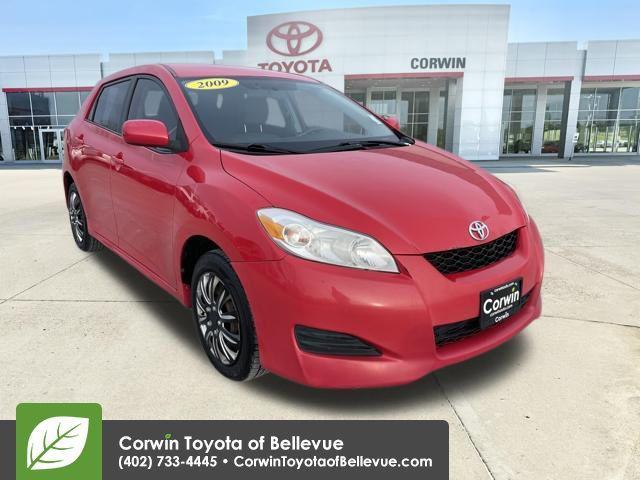 used 2009 Toyota Matrix car, priced at $5,500