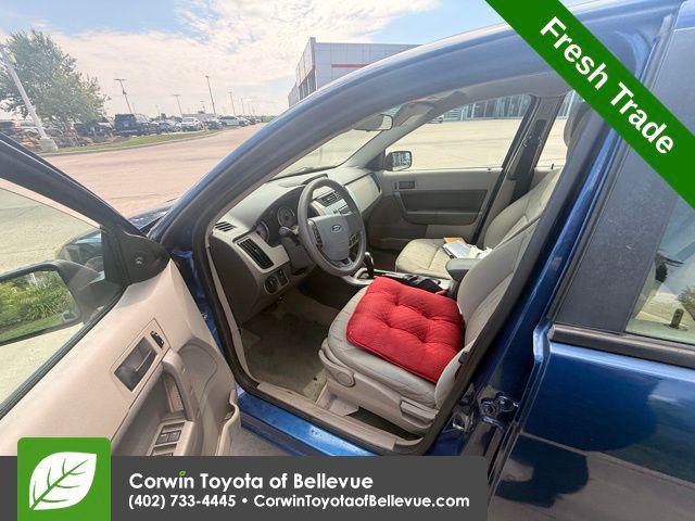 used 2009 Ford Focus car, priced at $6,000
