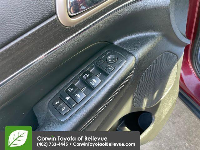 used 2017 Jeep Grand Cherokee car, priced at $15,500