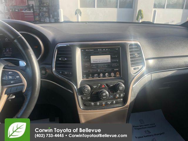 used 2017 Jeep Grand Cherokee car, priced at $15,500