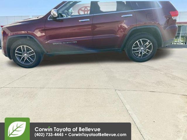 used 2017 Jeep Grand Cherokee car, priced at $15,500