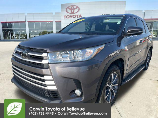 used 2019 Toyota Highlander car, priced at $26,800