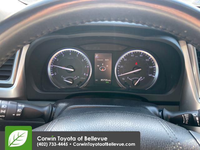 used 2019 Toyota Highlander car, priced at $26,800