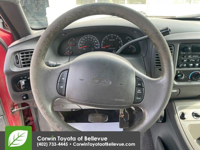 used 2001 Ford Expedition car, priced at $4,900