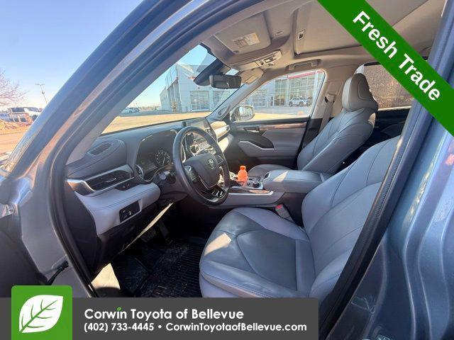used 2020 Toyota Highlander car, priced at $34,000