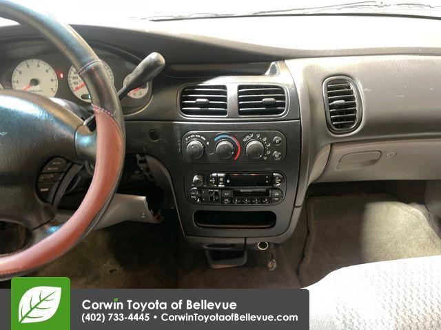 used 1998 Dodge Intrepid car, priced at $3,500