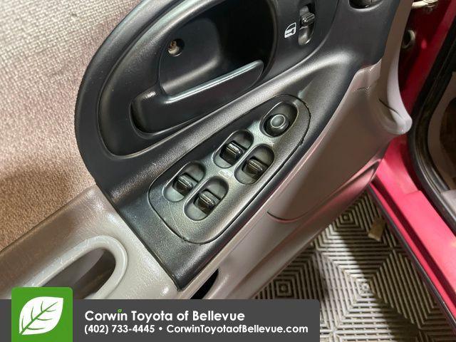 used 1998 Dodge Intrepid car, priced at $3,500