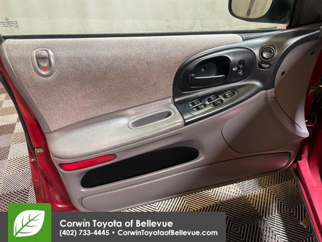 used 1998 Dodge Intrepid car, priced at $3,500