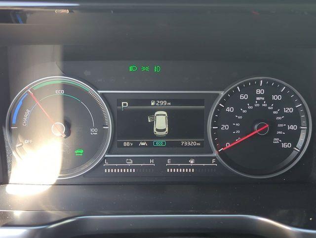 used 2023 Kia Sorento Hybrid car, priced at $20,898