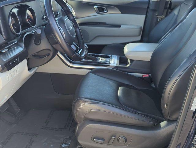 used 2024 Kia Carnival car, priced at $23,285