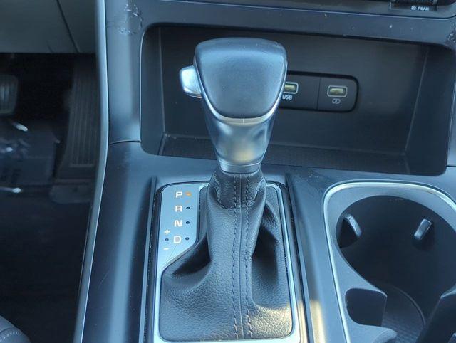 used 2024 Kia Carnival car, priced at $23,285