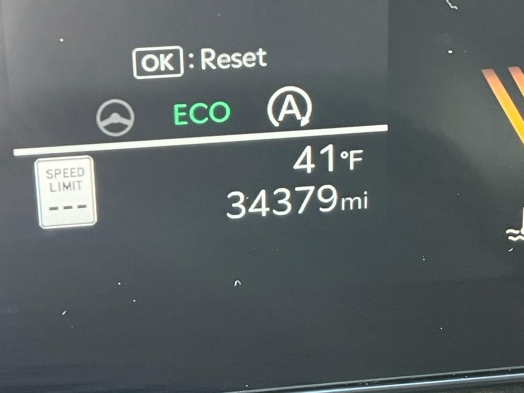 used 2024 Kia Sorento car, priced at $27,450