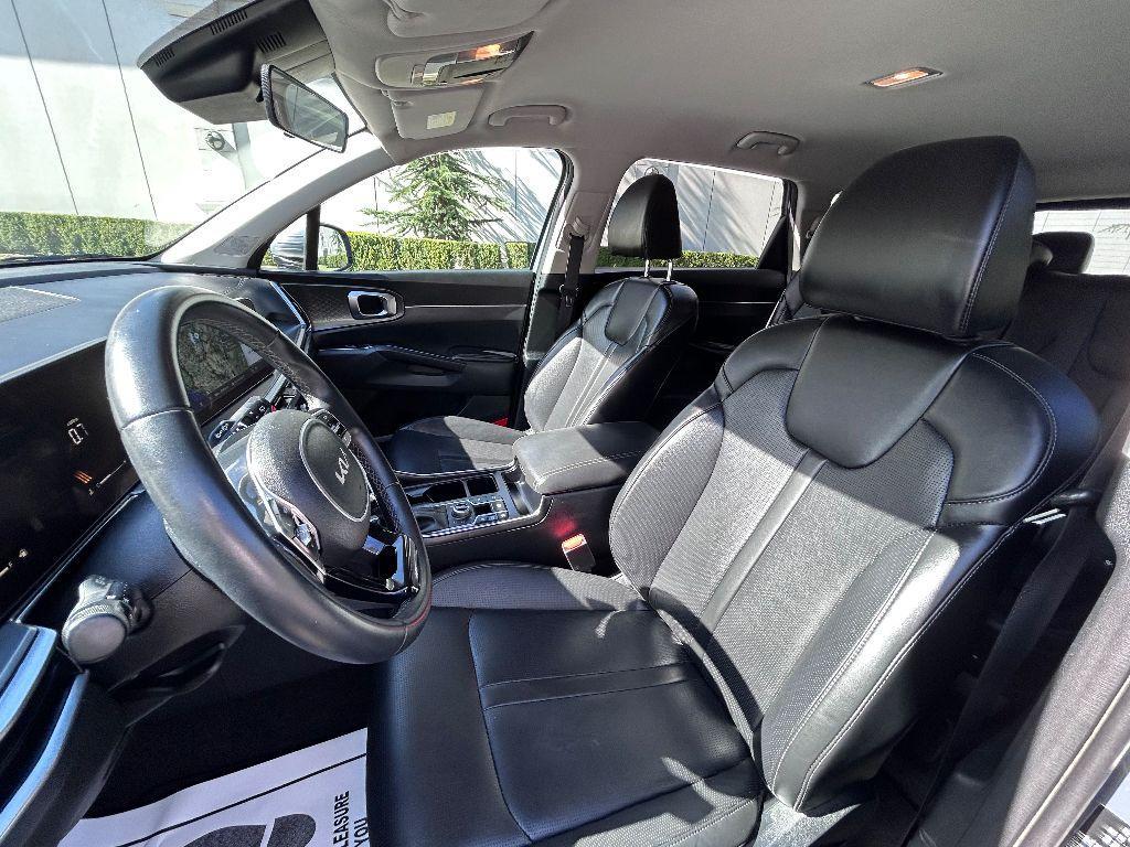 used 2024 Kia Sorento car, priced at $28,450