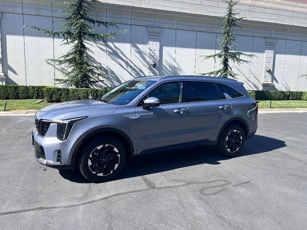 used 2024 Kia Sorento car, priced at $28,450