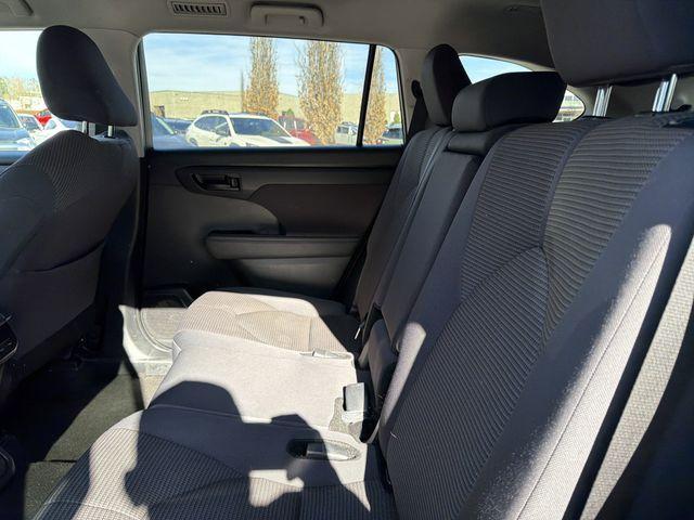 used 2024 Toyota Highlander car, priced at $31,295