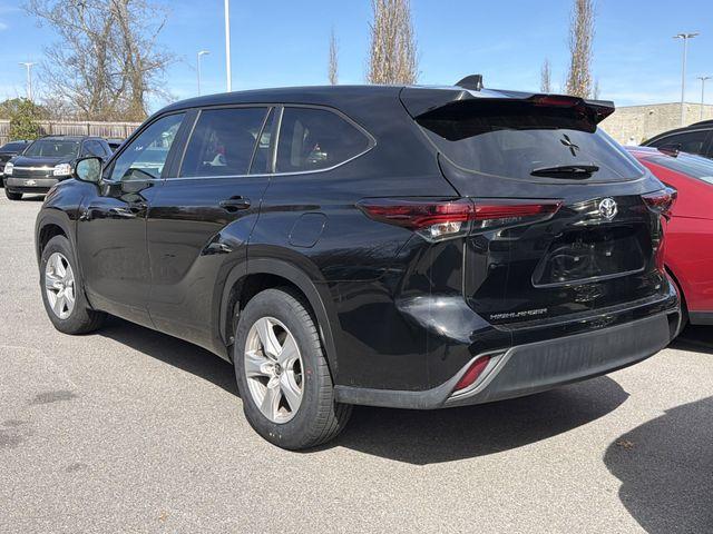 used 2024 Toyota Highlander car, priced at $31,295