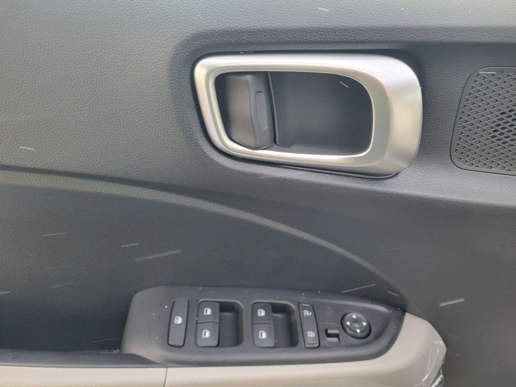 new 2026 Hyundai Venue car, priced at $25,125