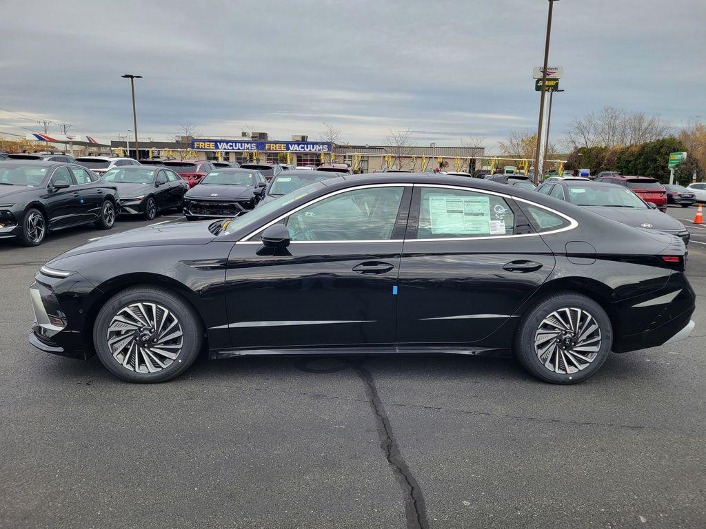 new 2026 Hyundai Sonata Hybrid car, priced at $39,405