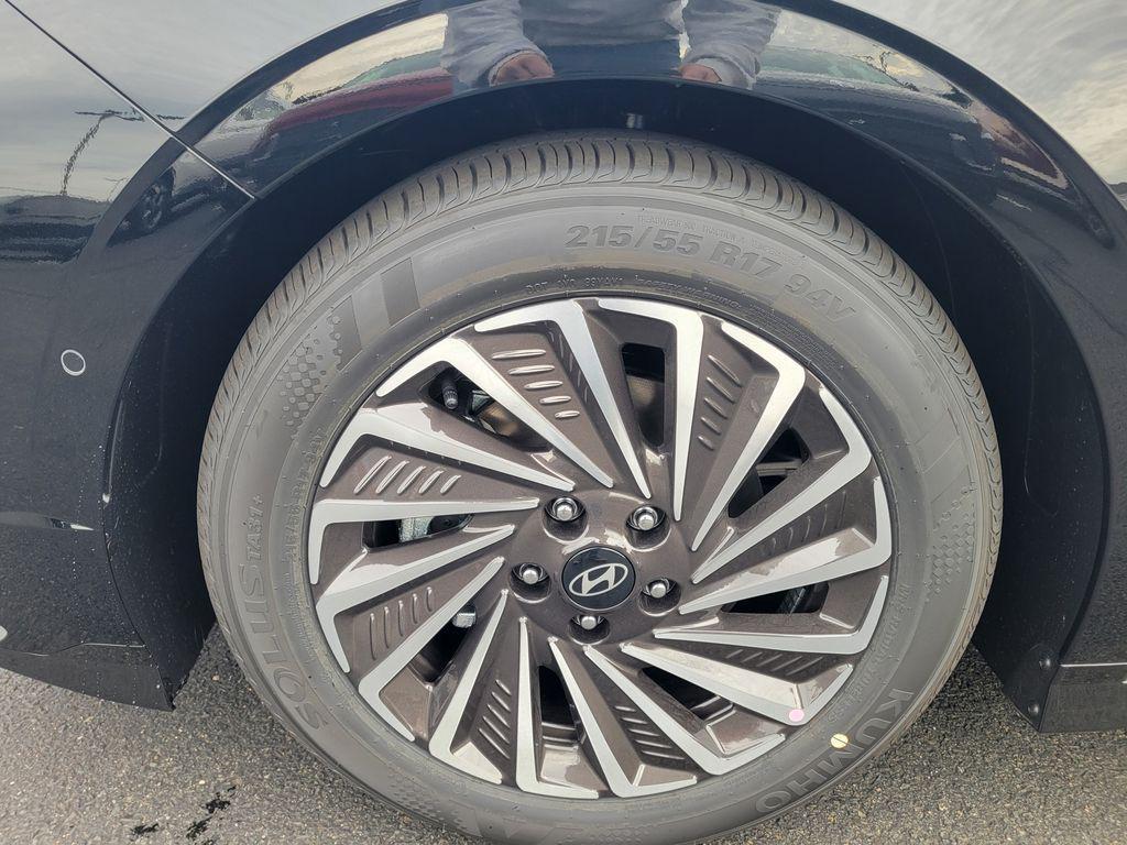 new 2026 Hyundai Sonata Hybrid car, priced at $39,405