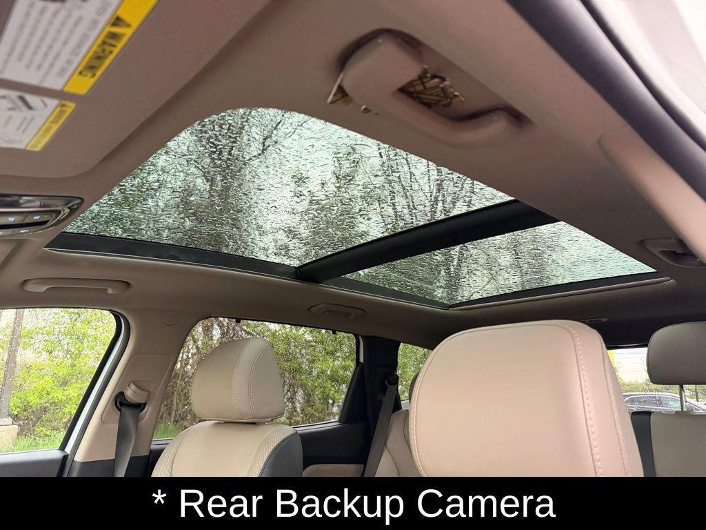 used 2023 Hyundai Santa Fe car, priced at $27,500