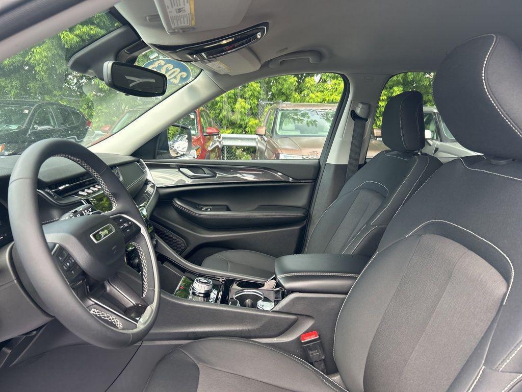 used 2023 Jeep Grand Cherokee L car, priced at $27,750