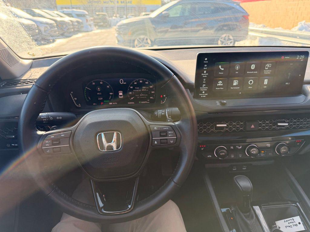 used 2023 Honda Accord Hybrid car, priced at $25,900