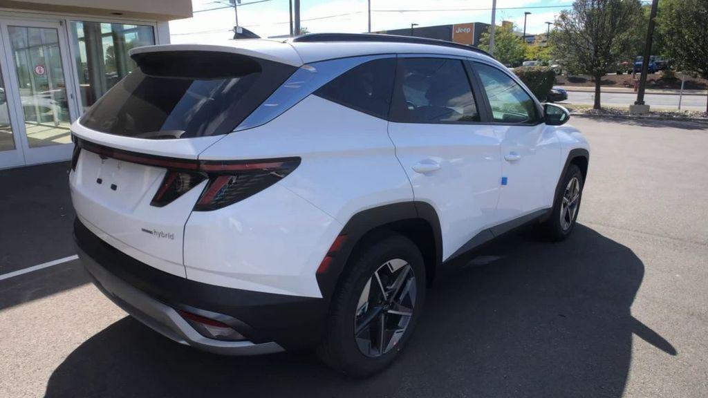 new 2026 Hyundai TUCSON Hybrid car, priced at $34,550