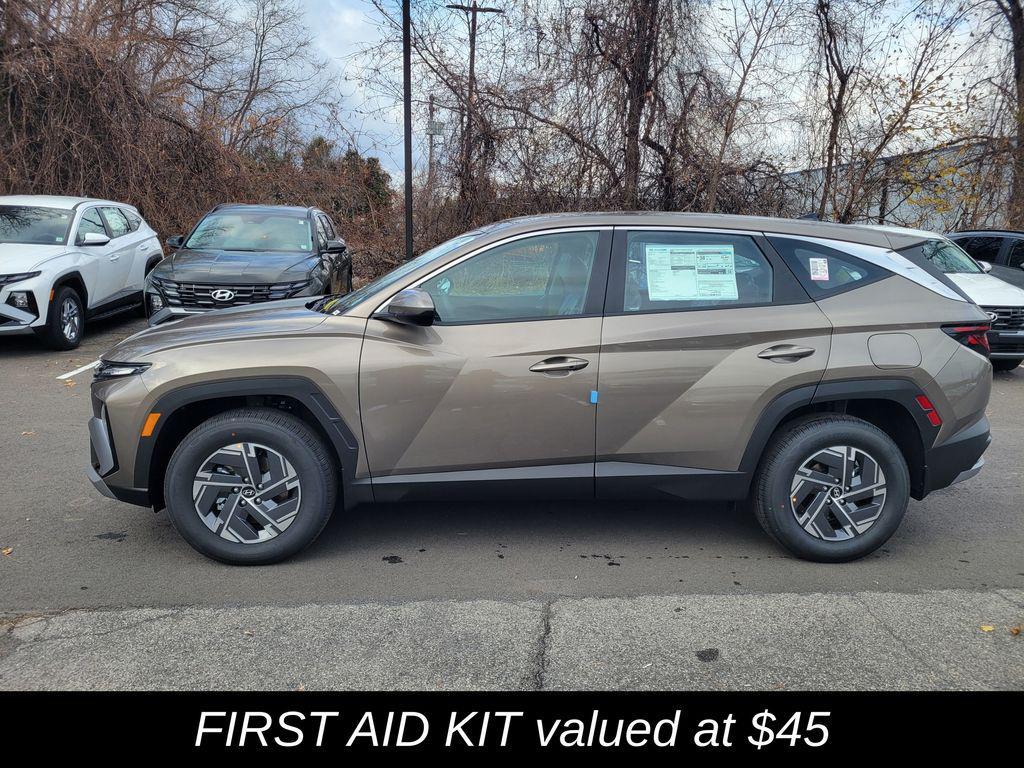 new 2026 Hyundai TUCSON Hybrid car, priced at $31,945