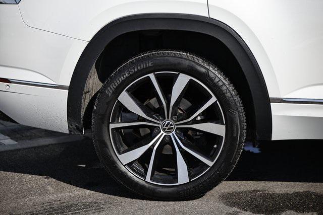 used 2024 Volkswagen Atlas car, priced at $37,590