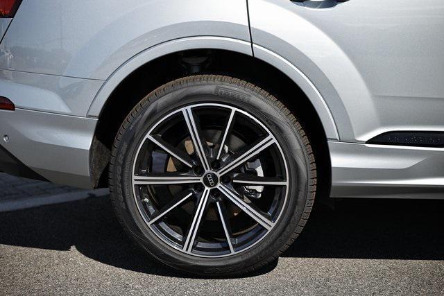 new 2026 Audi Q7 car, priced at $68,985