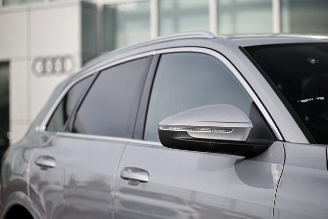 new 2025 Audi Q5 car, priced at $52,325