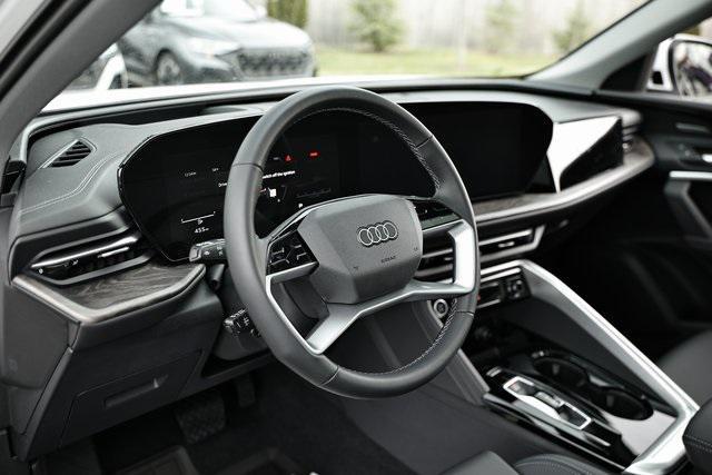 new 2025 Audi Q5 car, priced at $55,285