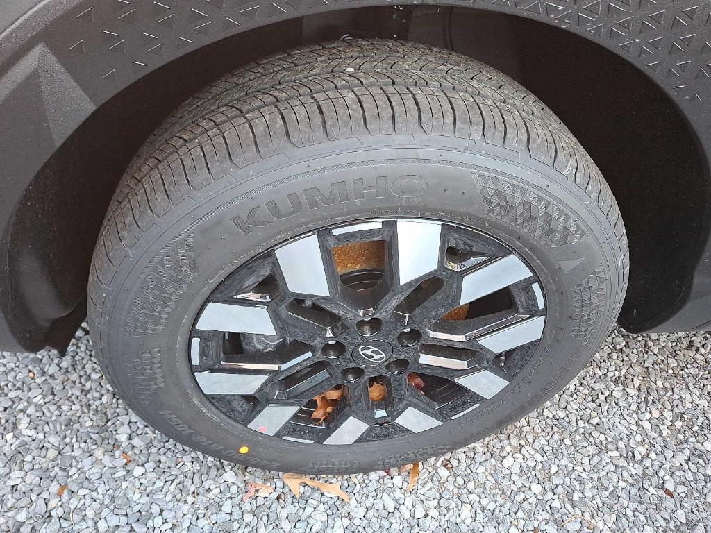 new 2026 Hyundai SANTA CRUZ car, priced at $35,100