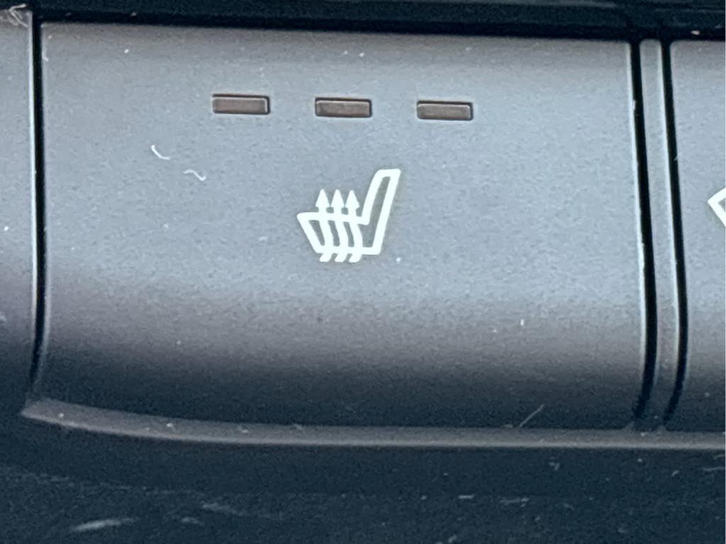 used 2022 Hyundai Elantra car, priced at $20,224