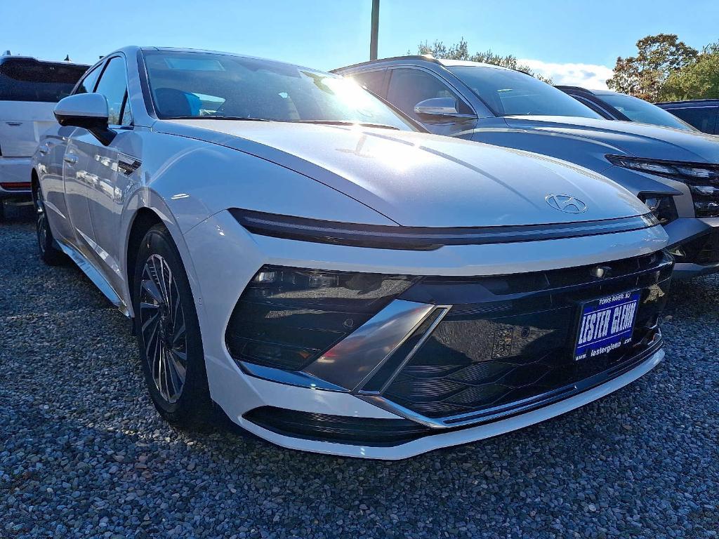 new 2026 Hyundai Sonata Hybrid car, priced at $40,405