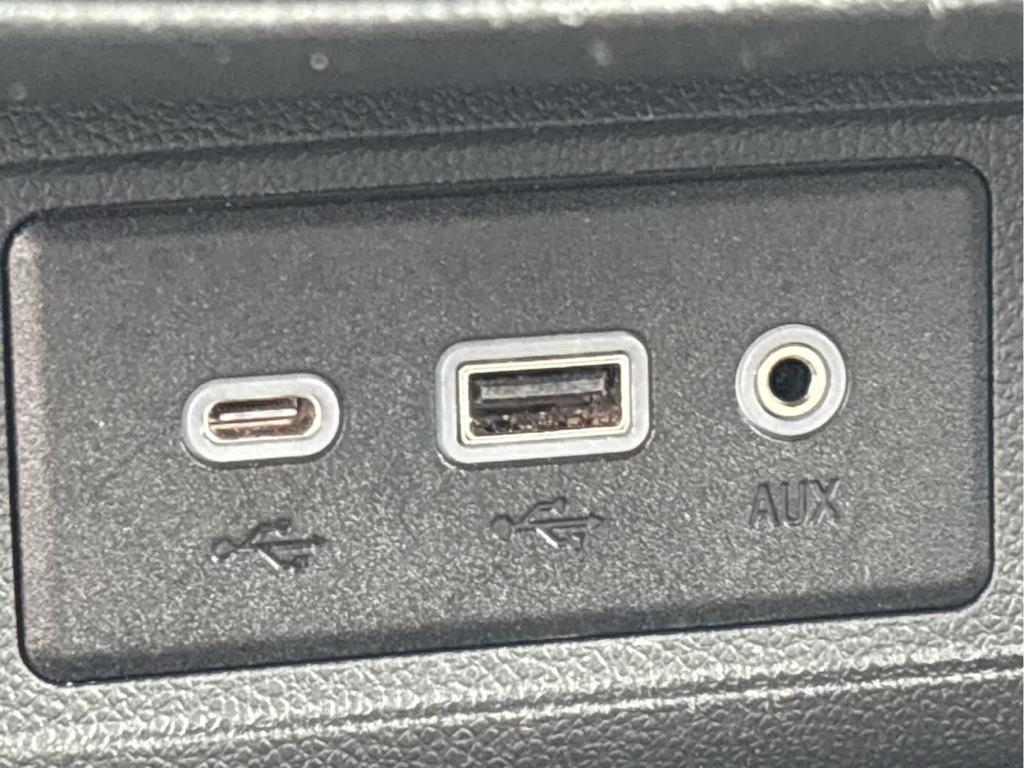 used 2023 Buick Encore GX car, priced at $17,995