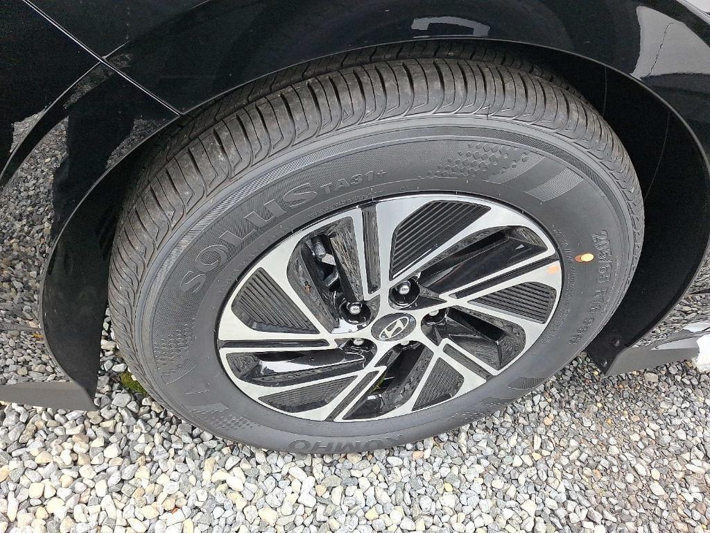 new 2026 Hyundai Sonata Hybrid car, priced at $30,800