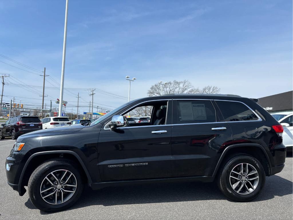used 2018 Jeep Grand Cherokee car, priced at $14,595