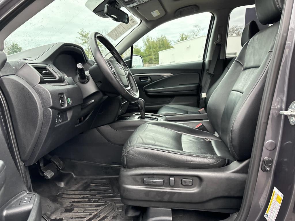 used 2018 Honda Pilot car, priced at $15,889