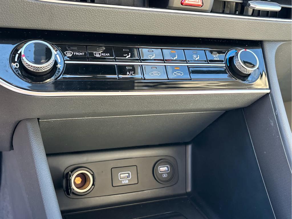 used 2023 Hyundai Sonata car, priced at $19,095