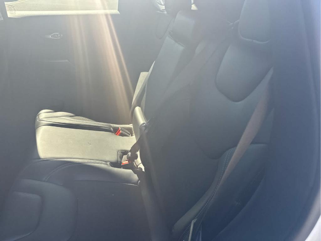 used 2019 Jeep Cherokee car, priced at $15,744
